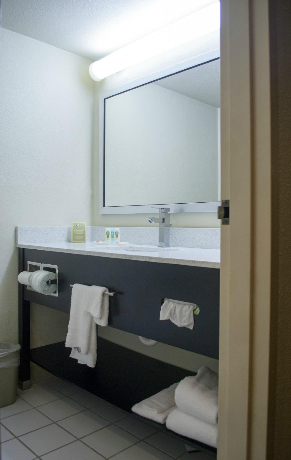 Hotel photo 36 of Quality Inn Fort Smith I-540.