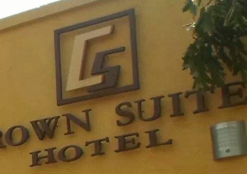 Crown Suites Hotel Reviews, Deals & Photos 2024 - Expedia