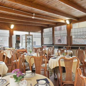 Breakfast room