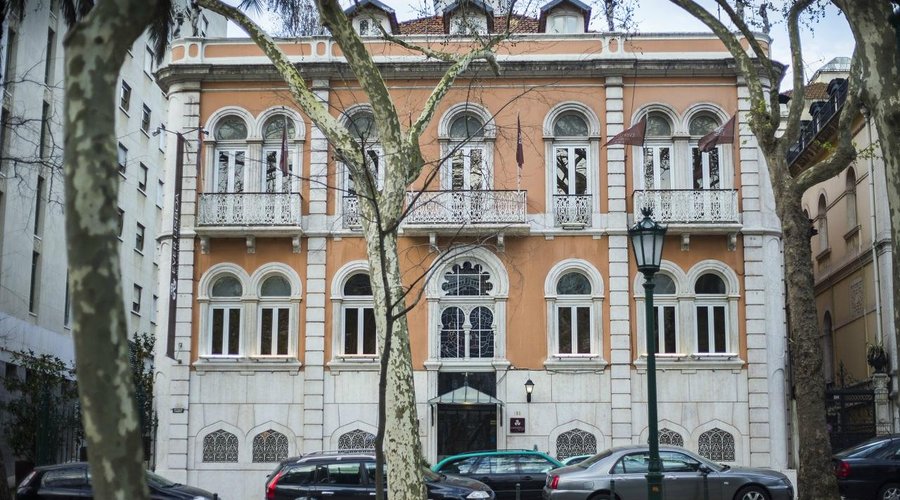 Hotel Façade