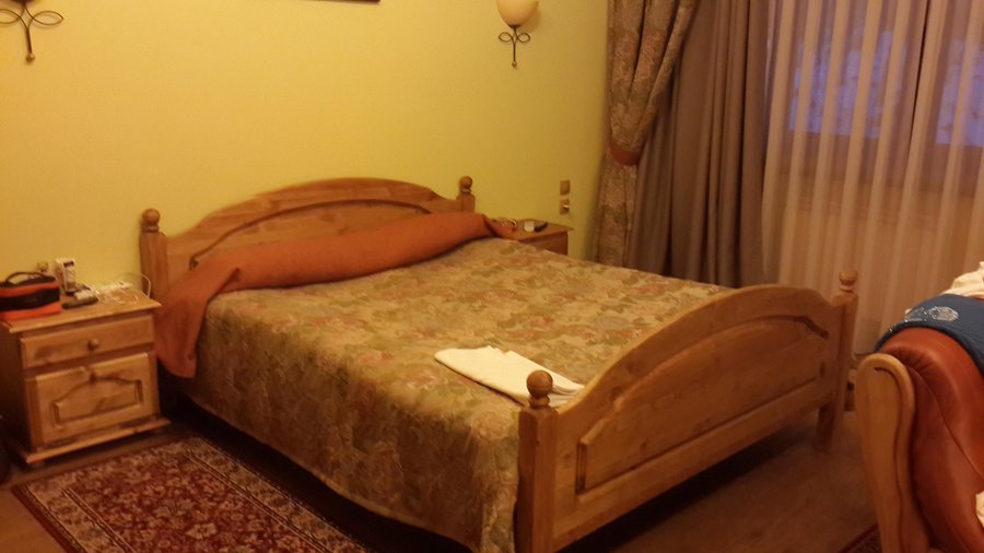 Тау House