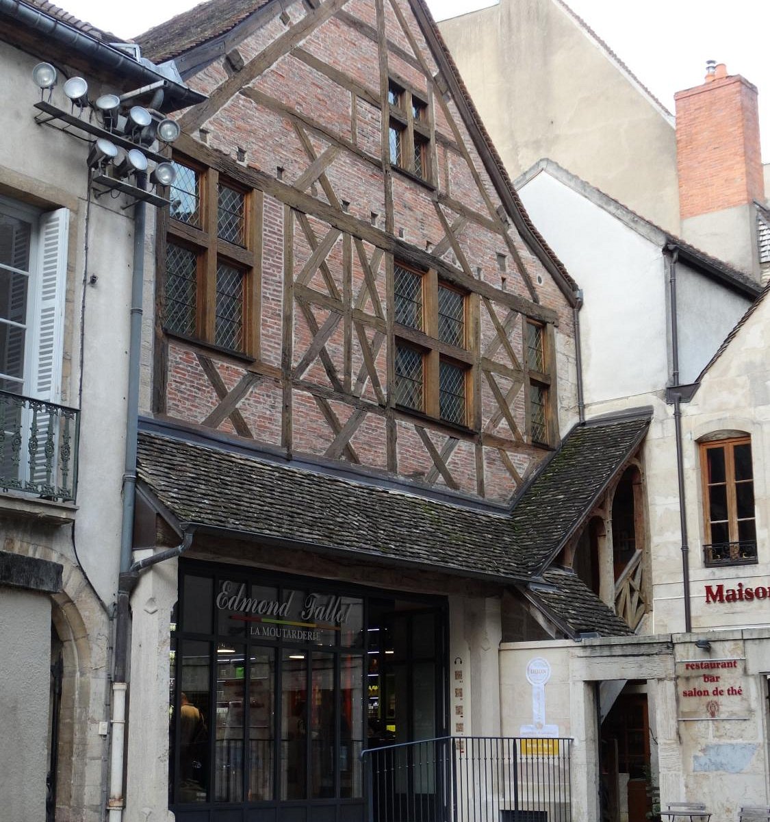 Moutarde de Dijon : fabrication, visite moutarderie, spécialité de Bourgogne