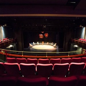 The Lyceum Theatre (Oldham) - All You Need to Know BEFORE You Go