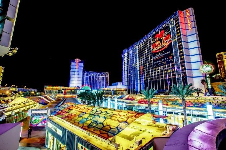 MGM Grand Hotel and Casino from $48. Las Vegas Hotel Deals & Reviews - KAYAK