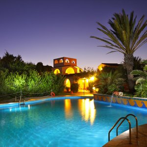 la piscina dell'Hotel Luci del Faro