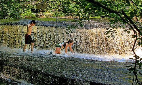 Playing in the Stepping Stone Falls, Photographer: Steve Wood