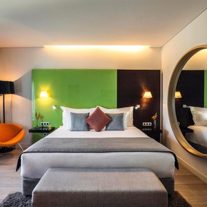 Crowne Plaza Tel Aviv City Center in Tel Aviv, image may contain: City, Urban, Office Building, High Rise