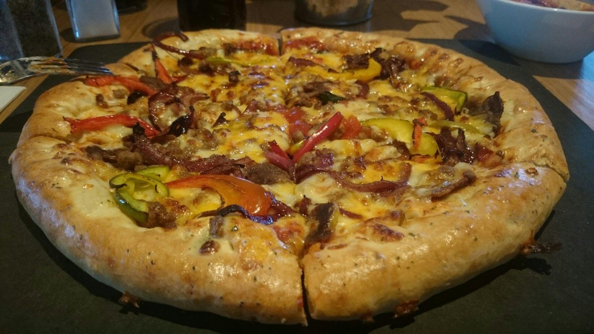 PIZZA HUT, Falkirk - Updated 2024 Restaurant Reviews, Menu & Prices ...