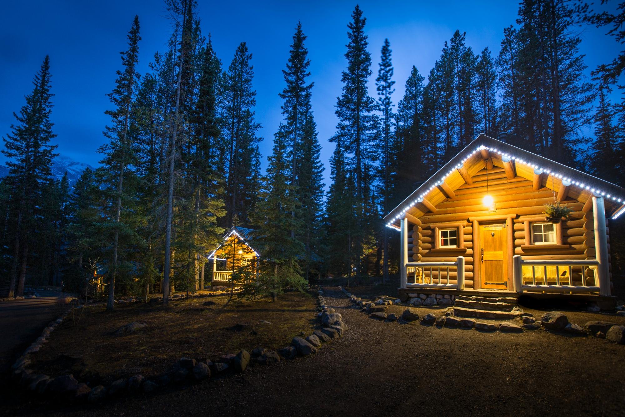 STORM MOUNTAIN LODGE & CABINS - Updated 2024 Prices & Reviews (Banff ...