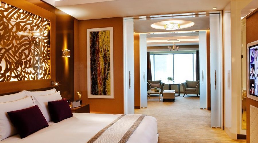 Luxury Suite