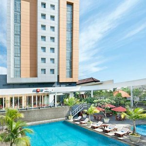 Ibis Solo Building