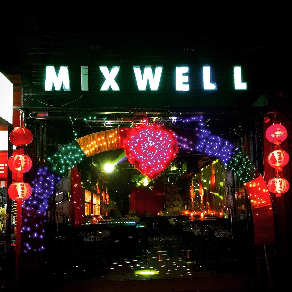 Mixwell Bar, Семиньяк: лучшие советы перед посещением - Tripadvisor