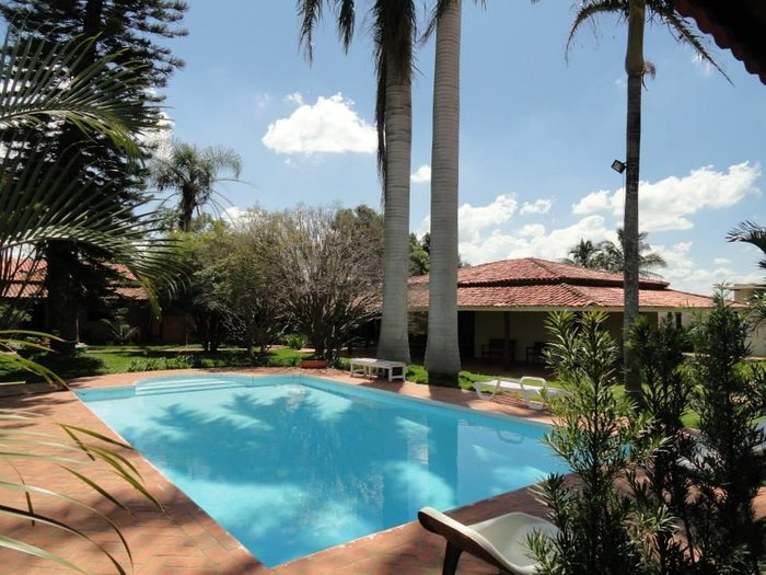  Casa de temporada Casa com Piscina e Sala de Jogos em  Araçoiaba da Serra/SP , Araçoiaba da Serra, Brasil . Reserve seu hotel  agora mesmo!