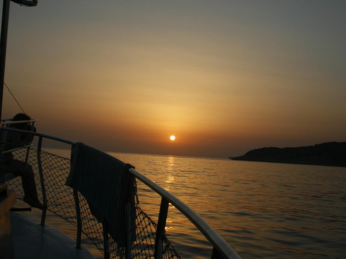 sunset boat trip kalkan
