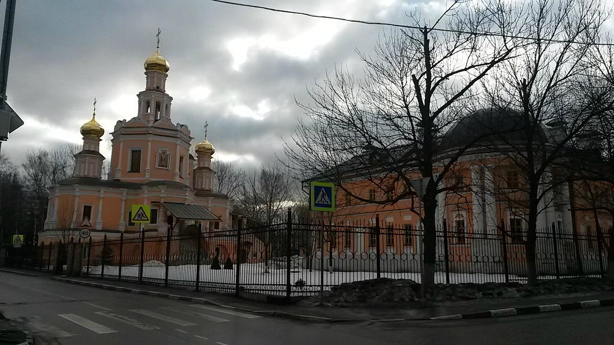 Храм благоверных князей святых Бориса и Глеба в Зюзино, Москва: лучшие  советы перед посещением - Tripadvisor