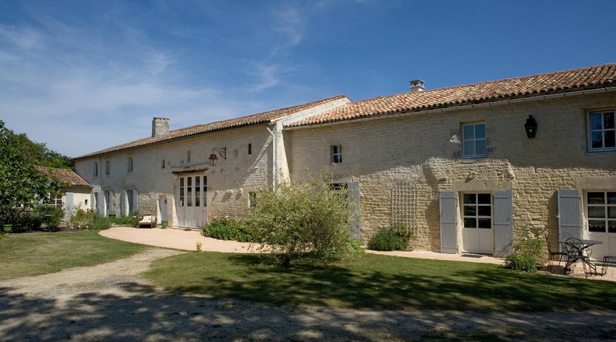 la façade grand angle
