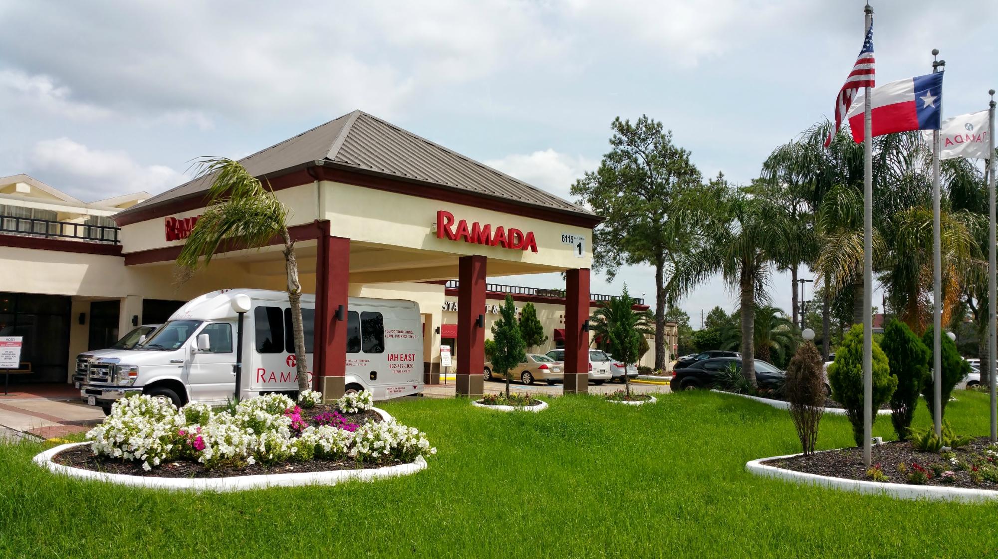 RAMADA BY WYNDHAM HOUSTON INTERCONTINENTAL AIRPORT EAST 57