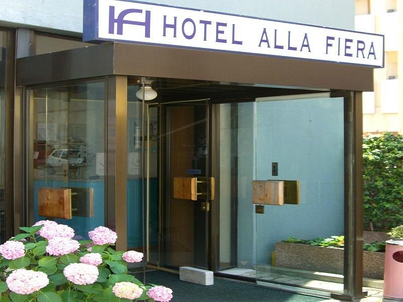 Hotel Fiera Wellness & Spa Болонья