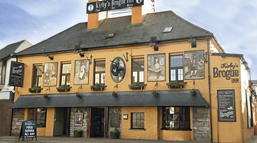 Kirby's Brogue Inn - A landmark at the 'bottom of the Rock' in Tralee