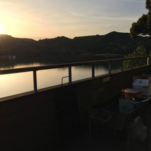 テラス（夕方）