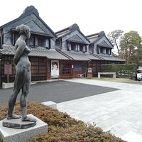 黒い蔵が特徴