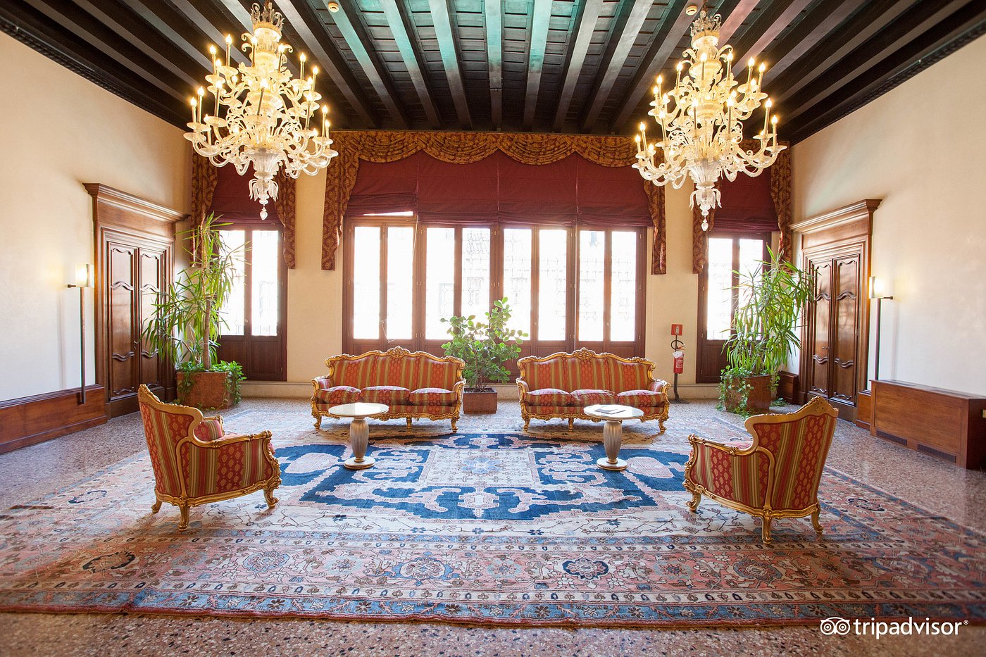 LIASSIDI PALACE HOTEL - Now R 1 910 (Was R̶ ̶2̶ ̶5̶8̶8̶) - UPDATED 2022