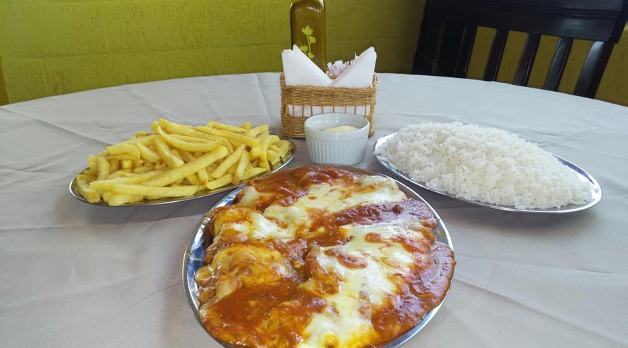 A melhor parmegiana de file mignon da regiao !!