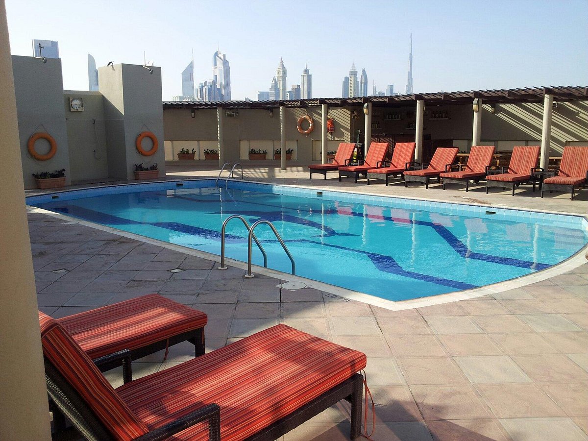 jumeirah rotana 4 дубай