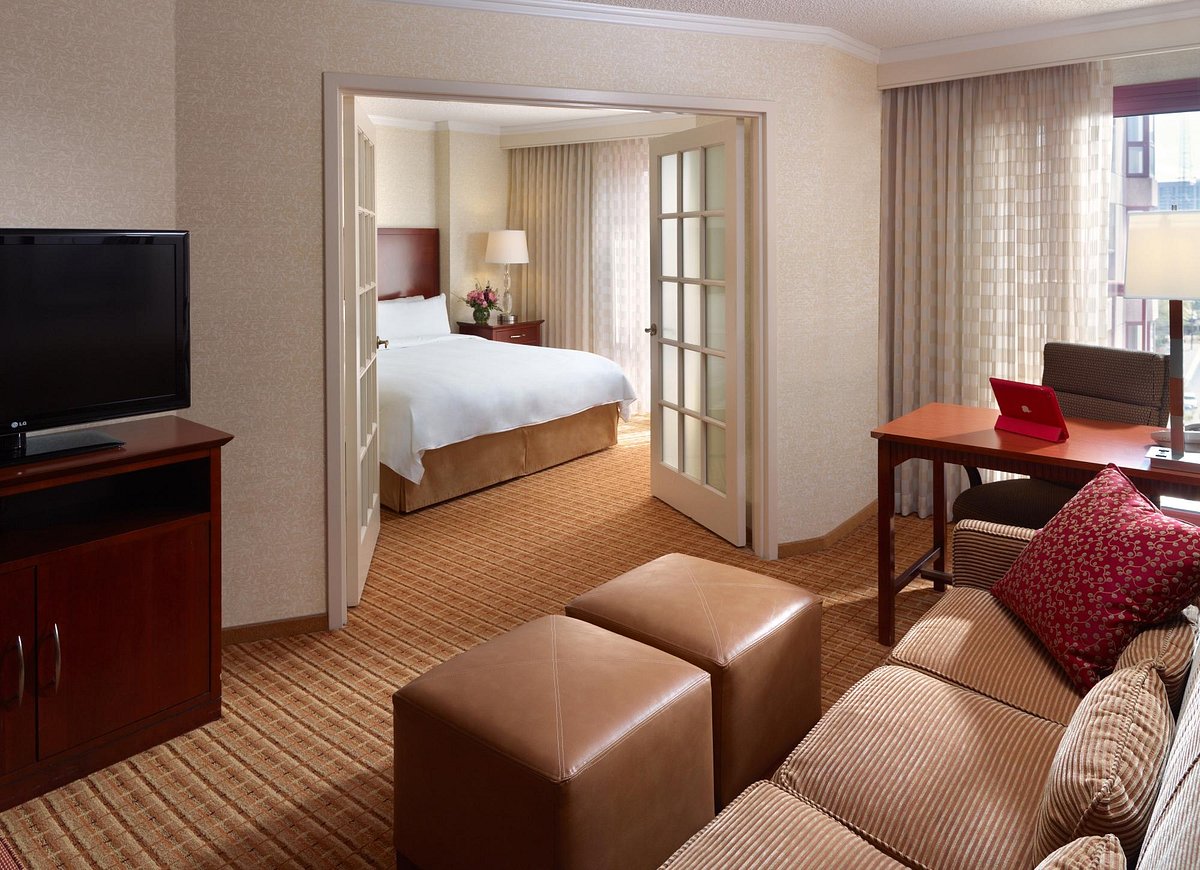 ‪Atlanta Marriott Suites Midtown‬، فندق في أتلانتا