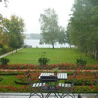 Blick von der Terasse auf den Wannsee – leider bei Regen