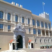 Площадь перед Княжеским дворцом