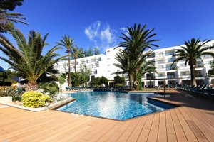 Piscina e praia