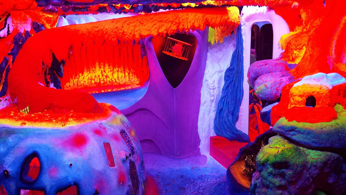 Electric Ladyland | Top 10 Amsterdam Museums to visit in 2022 | Clink Hostels