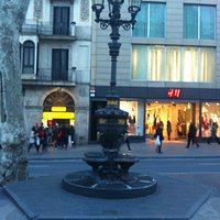 Font de Canaletes, inizio Ramblas