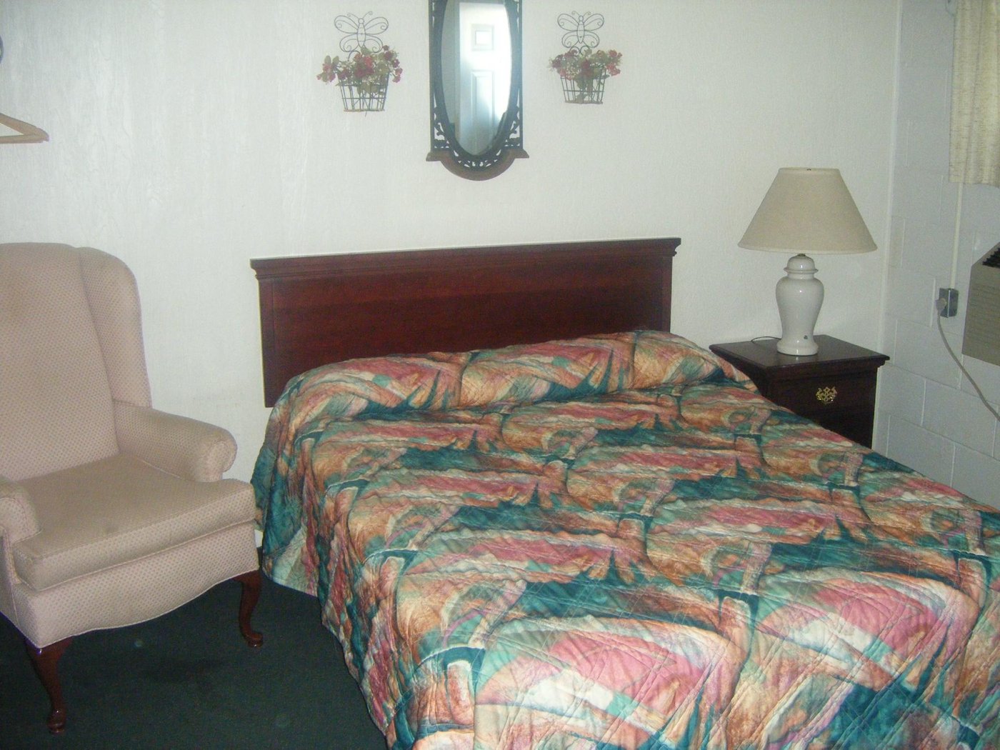 BUCKSHOT INN - Updated 2023 Prices & Hotel Reviews (Smith Center, KS)