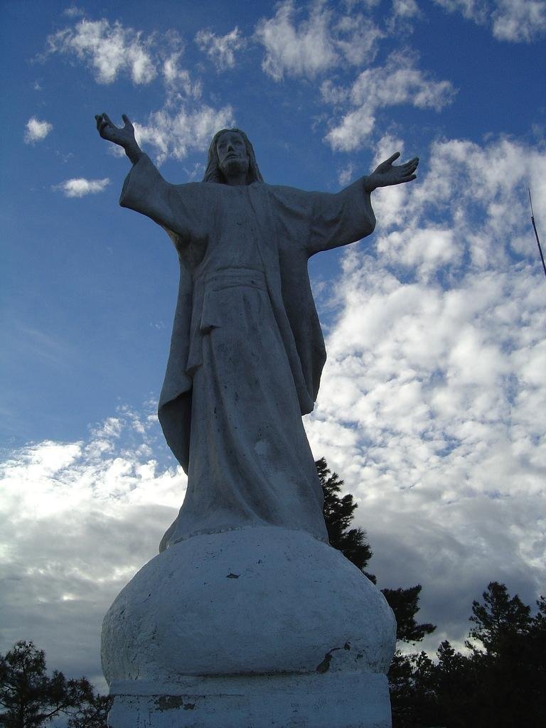 Cristo rey monument hi-res stock photography and images - Alamy