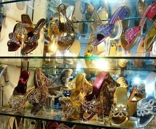 Top 10 Trousseau & Wedding Shopping Places in India - Adotrip