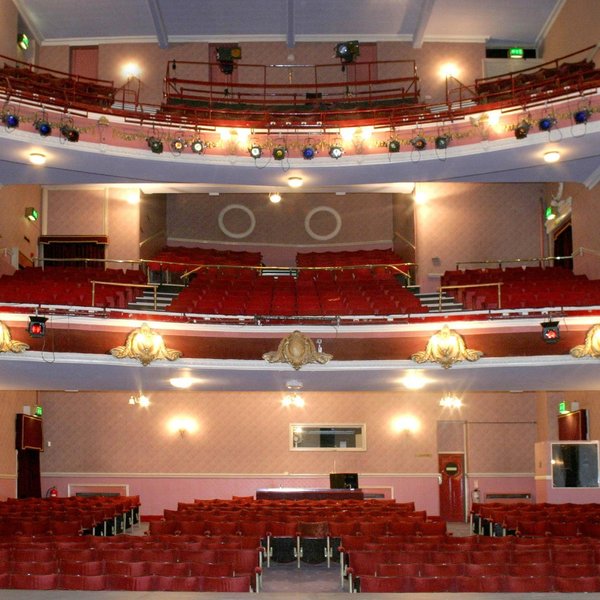 CLIFFS PAVILION THEATRE (2025) All You Need to Know BEFORE You Go (with Photos)