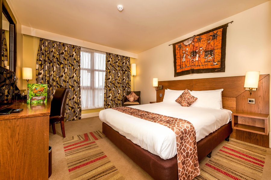 CHESSINGTON SAFARI HOTEL - Updated 2021 Prices, Reviews, and Photos ...