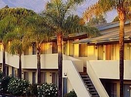 Sandpiper Lodge