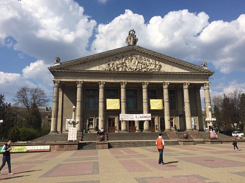 Туристическое путешествие в Тернополь: лучшие места для посещения и развлечений