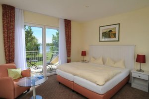 Room & Suite