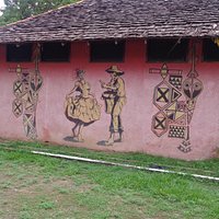 Pinturas na fachada de uma casa