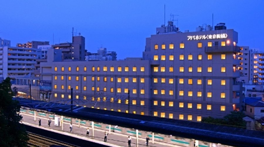 アパホテル【東京板橋駅前】外観