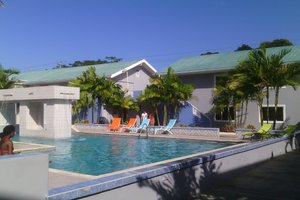 Piscina e praia