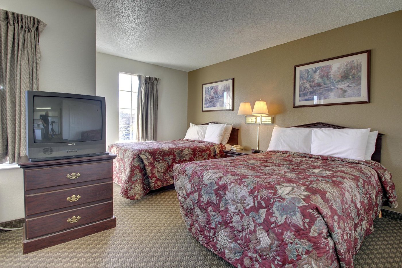 INTOWN SUITES EXTENDED STAY GREENSBORO NC – AMERICHASE - Prices & Hotel ...