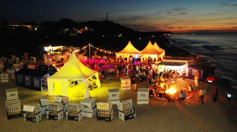 Strandparty vom Hotel