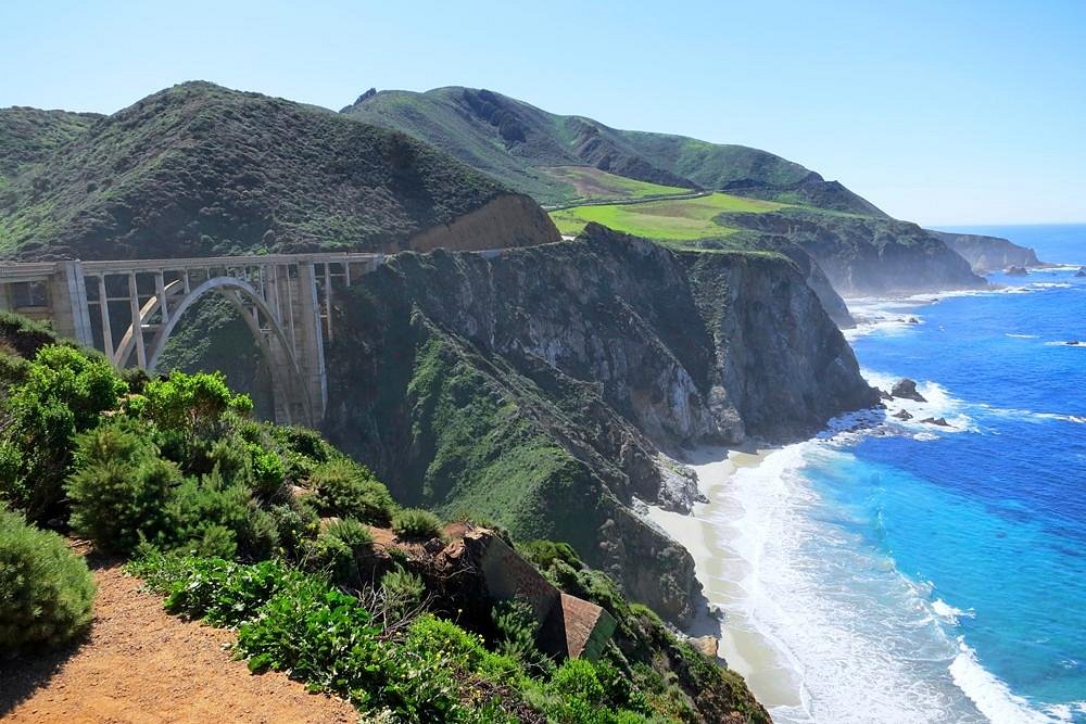 Drive the Pacific Coast Highway in Southern California