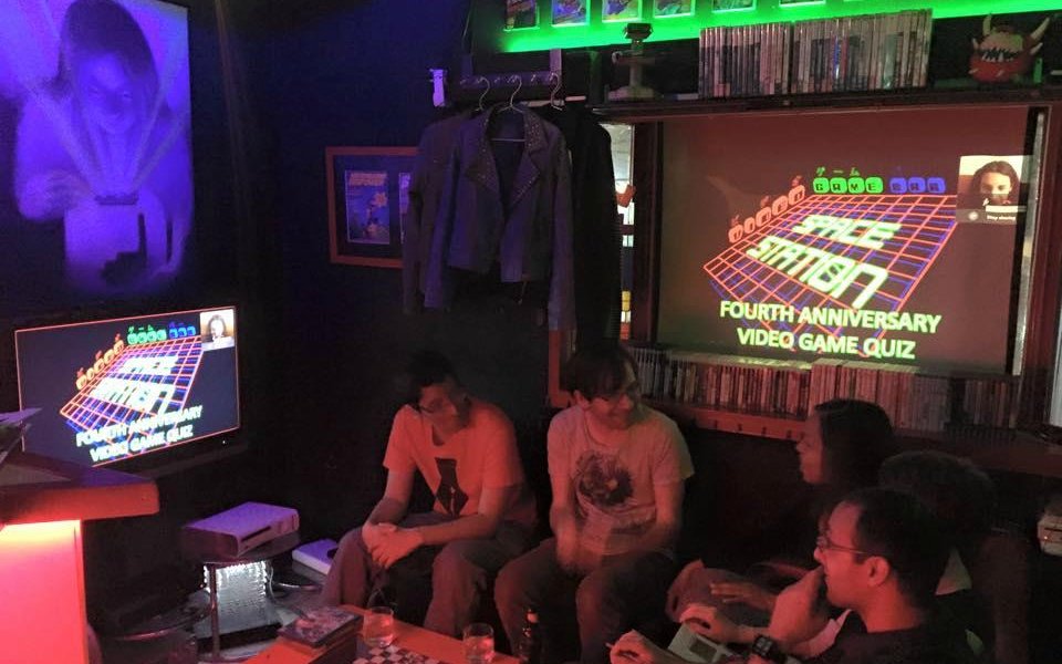 PC and Retro Bar Space Station - Chuo - PC and Retro Bar Space Station의 리뷰 - 트립어드바이저