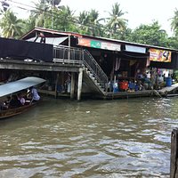 Marché flottant